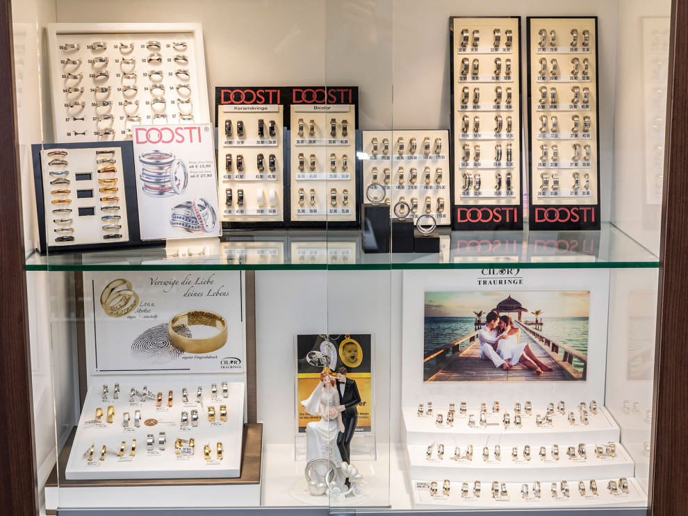 Trauringe und Verlobungsringe