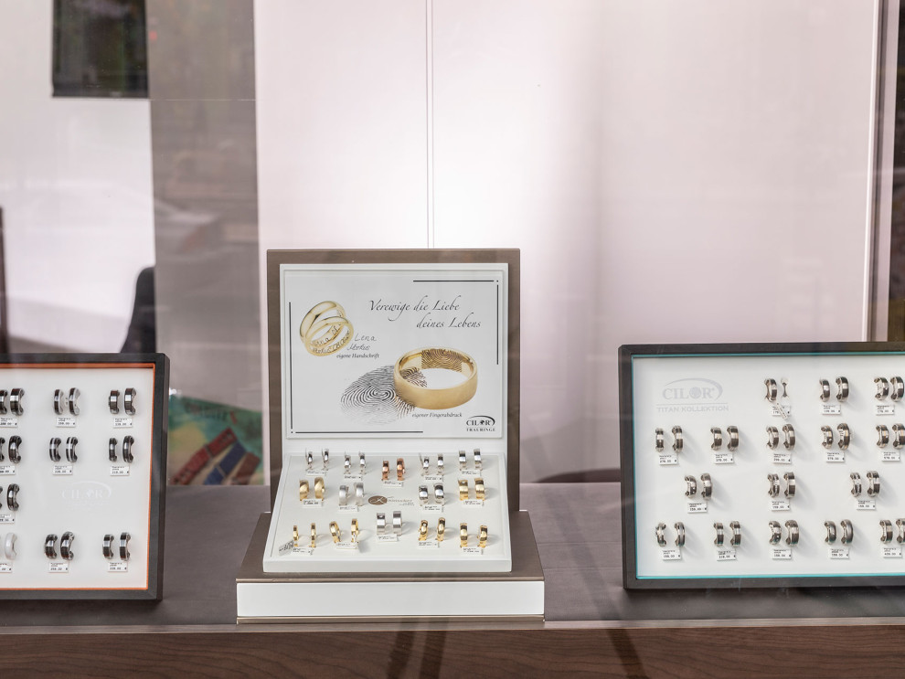 Trauringe, Eheringe und Verlobungsringe