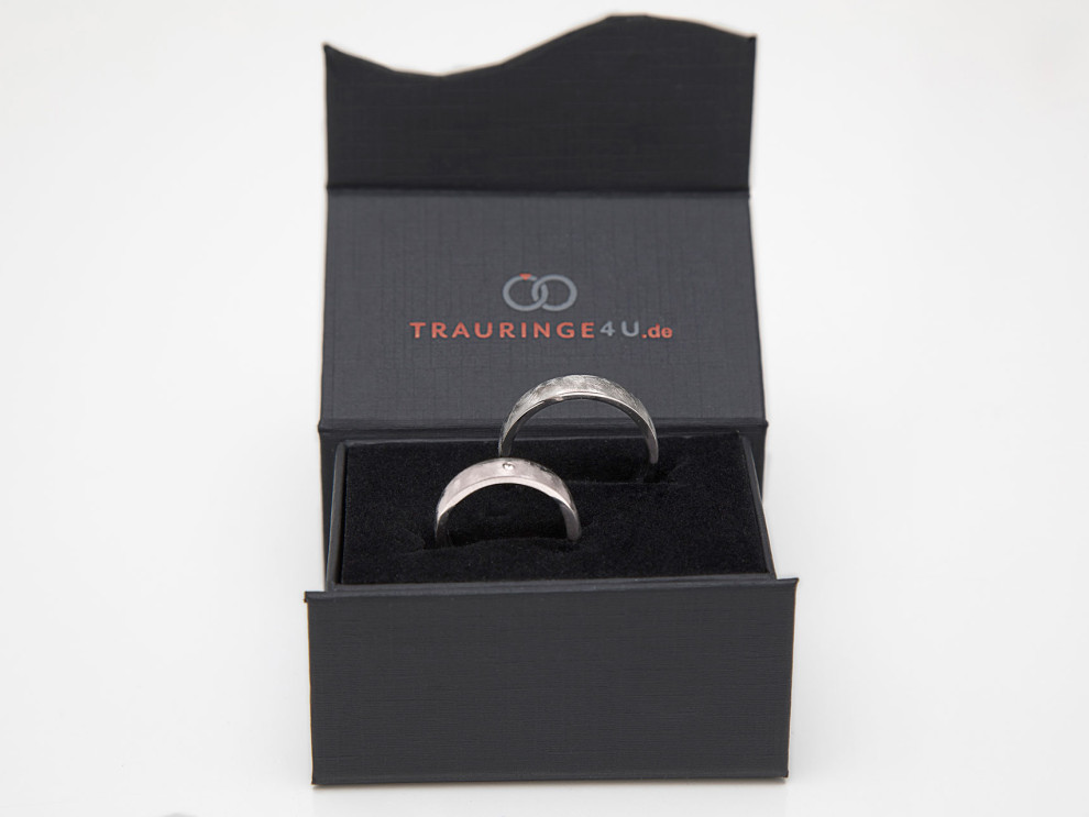 Trauringe, Eheringe und Verlobungsringe