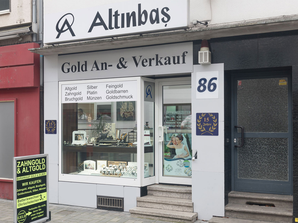 Trauringe und Verlobungsringe